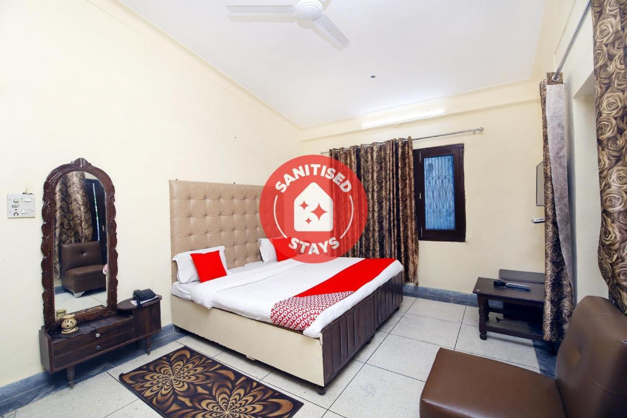 Oyo 8670 Hotel Usha Palace Mussoorie Esterno foto